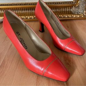 St John Tangerine Gold Pumps
